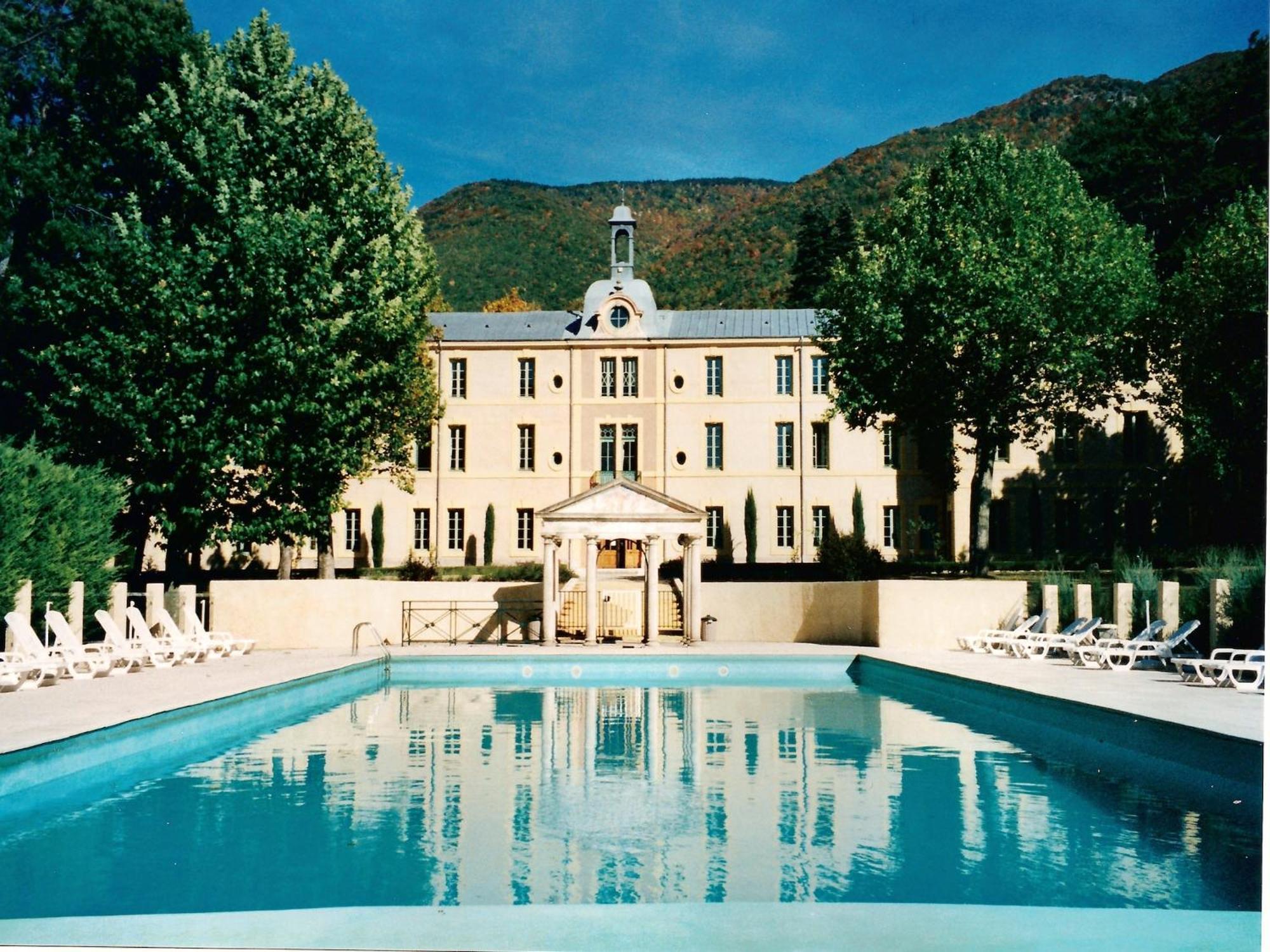 Cozy Apartment With Swimming Pool Terrace Garden Parking Montbrun-les-Bains Exterior foto